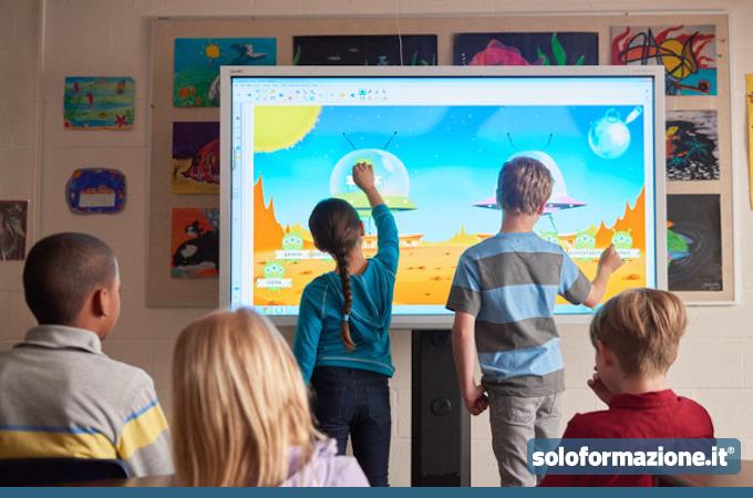 Monitor Touch, il nuovo corso di soloformazione.it sullo strumento che invaderà (e rivoluzionerà) le scuole italiane